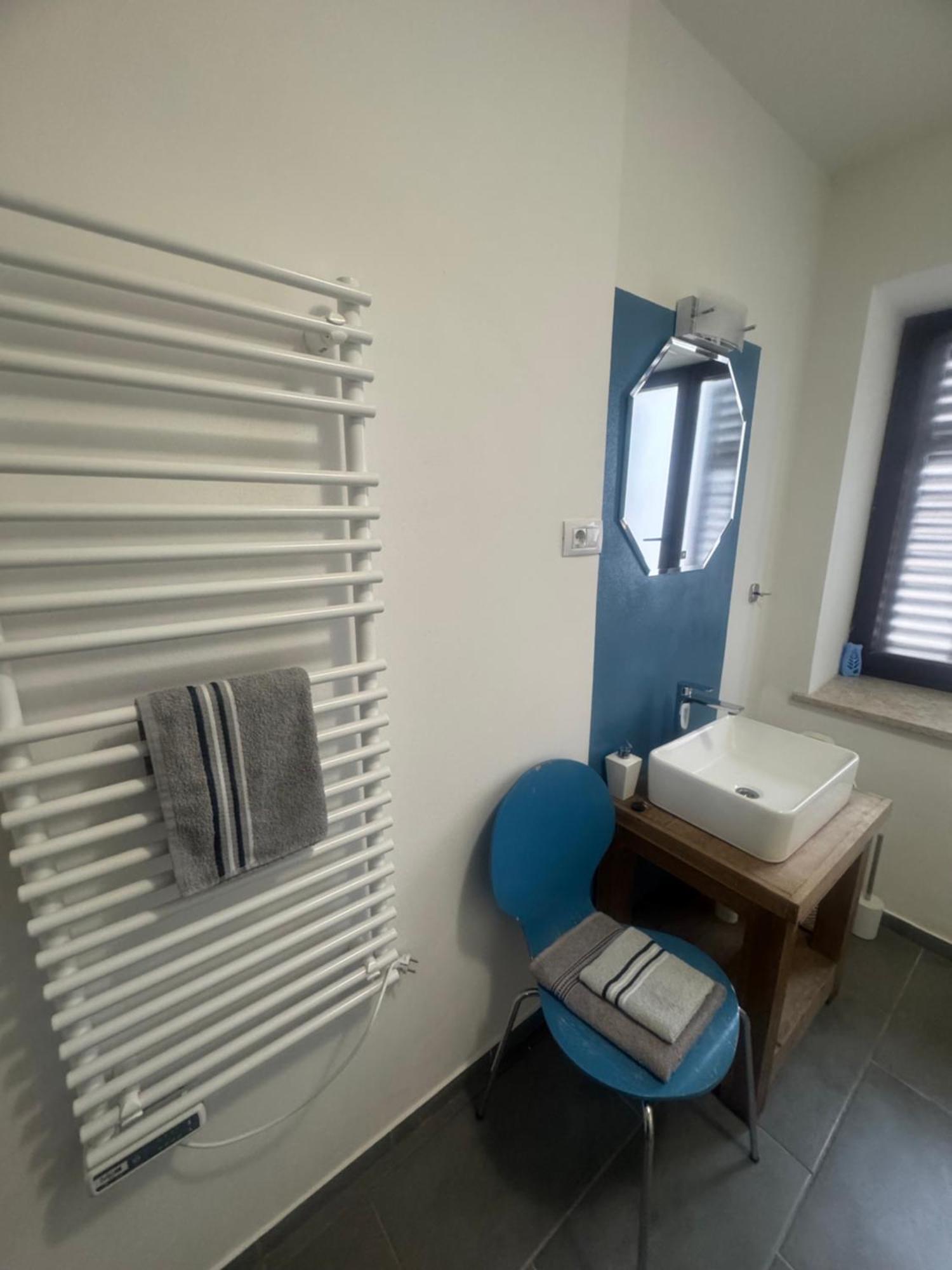 Apartamento Old Square House - Hisa Na Starem Trgu Tolmin Exterior foto